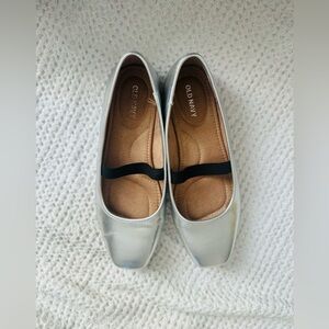 Old Navy Square Toe Mary Jane Flats